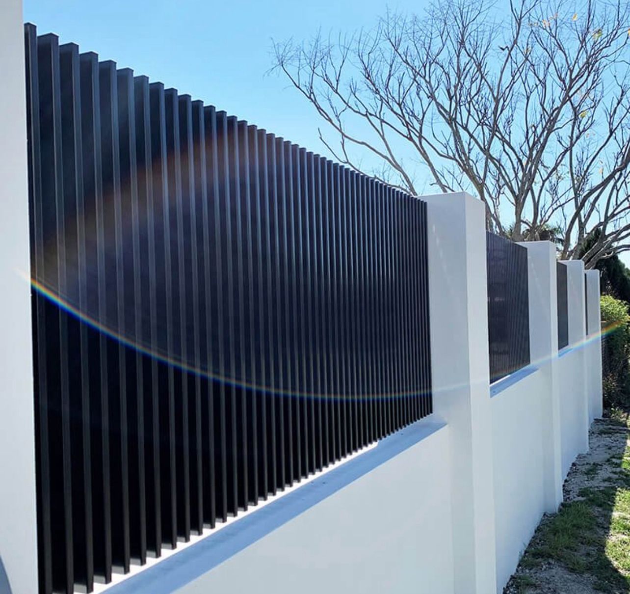 Modern aluminium vertical slat pool-style fence, Point Cook